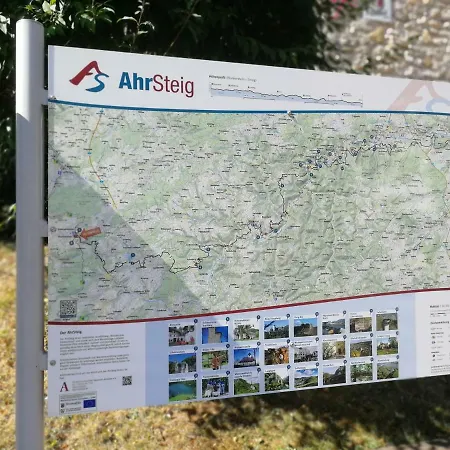 別荘 Eifel Luna Ohlenhard